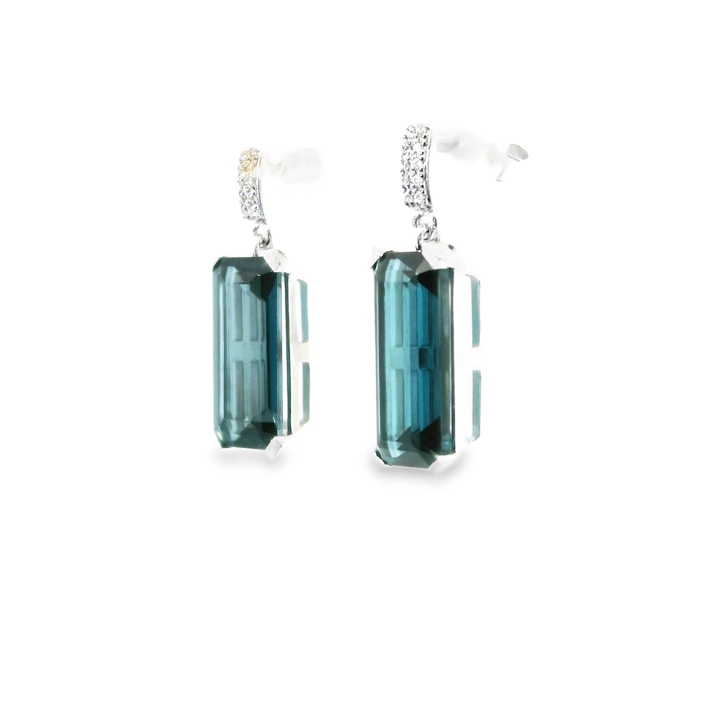 9ct White Gold London Blue Topaz Earrings