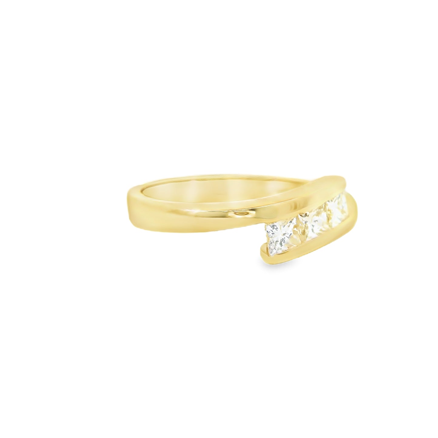 18ct Gold Ring with Diamodns