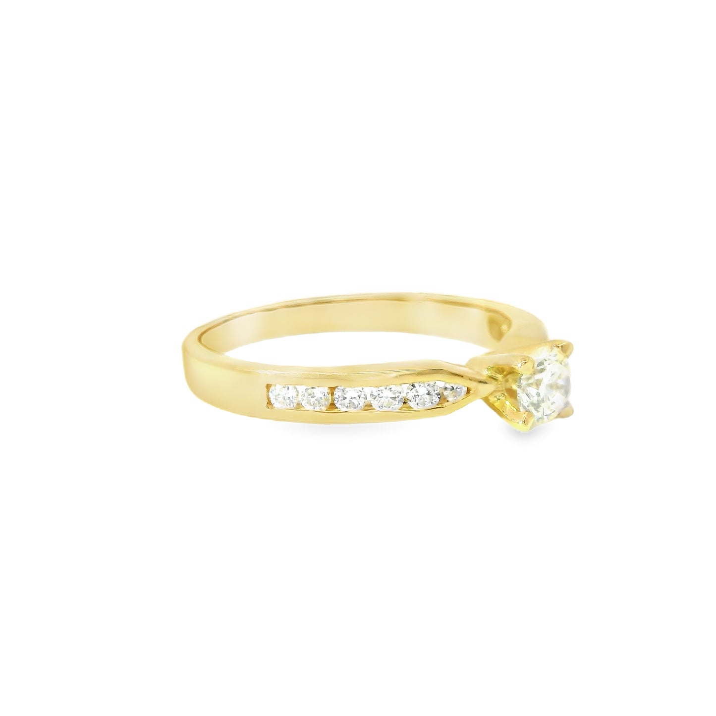 18ct Gold Ring with Diamonds