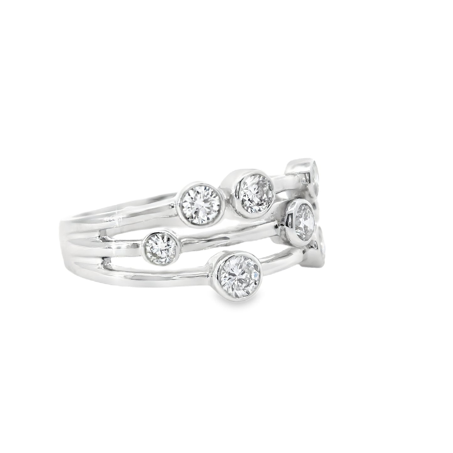 18ct White Gold Ring with Diamonds