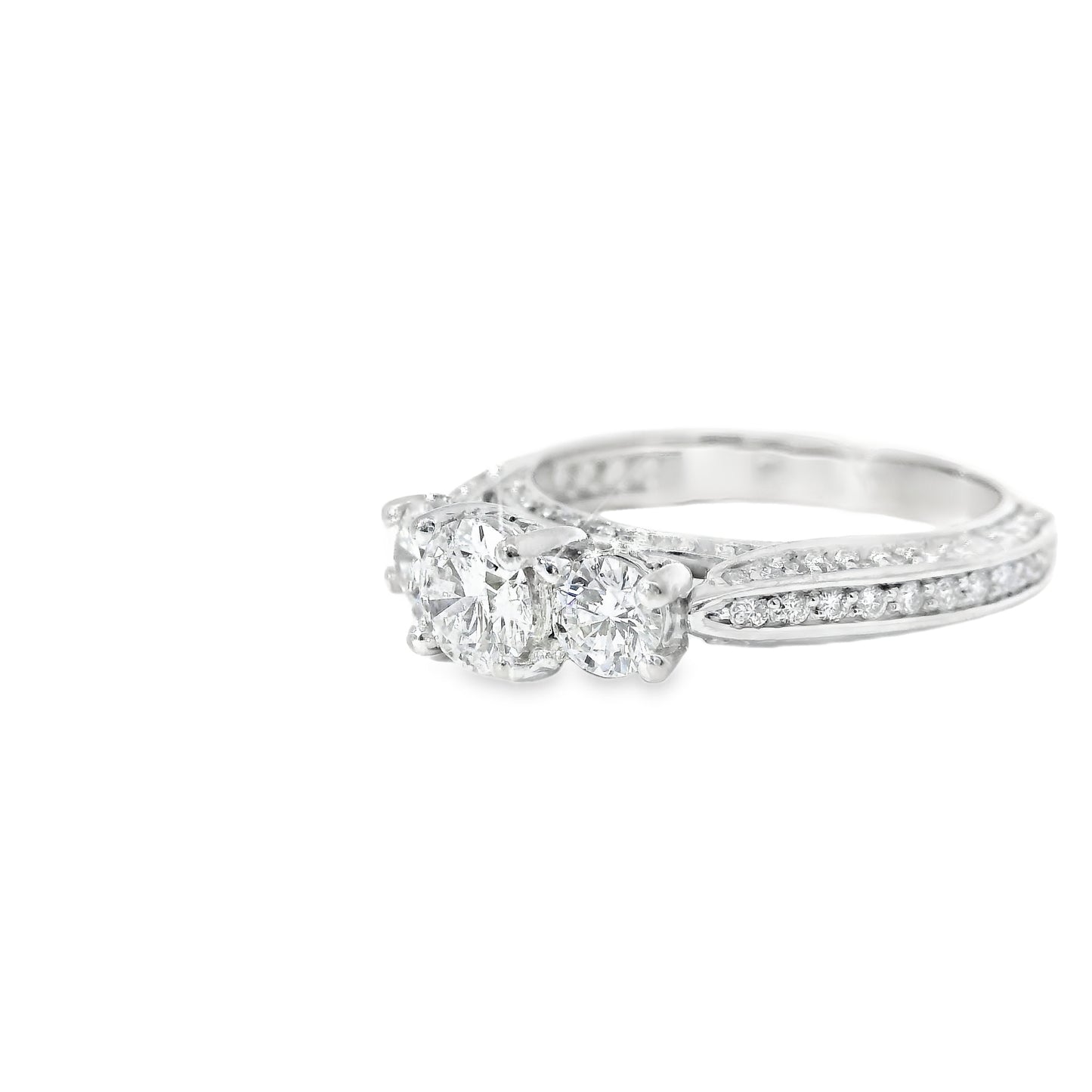 18ct White Gold Ring with Diamonds