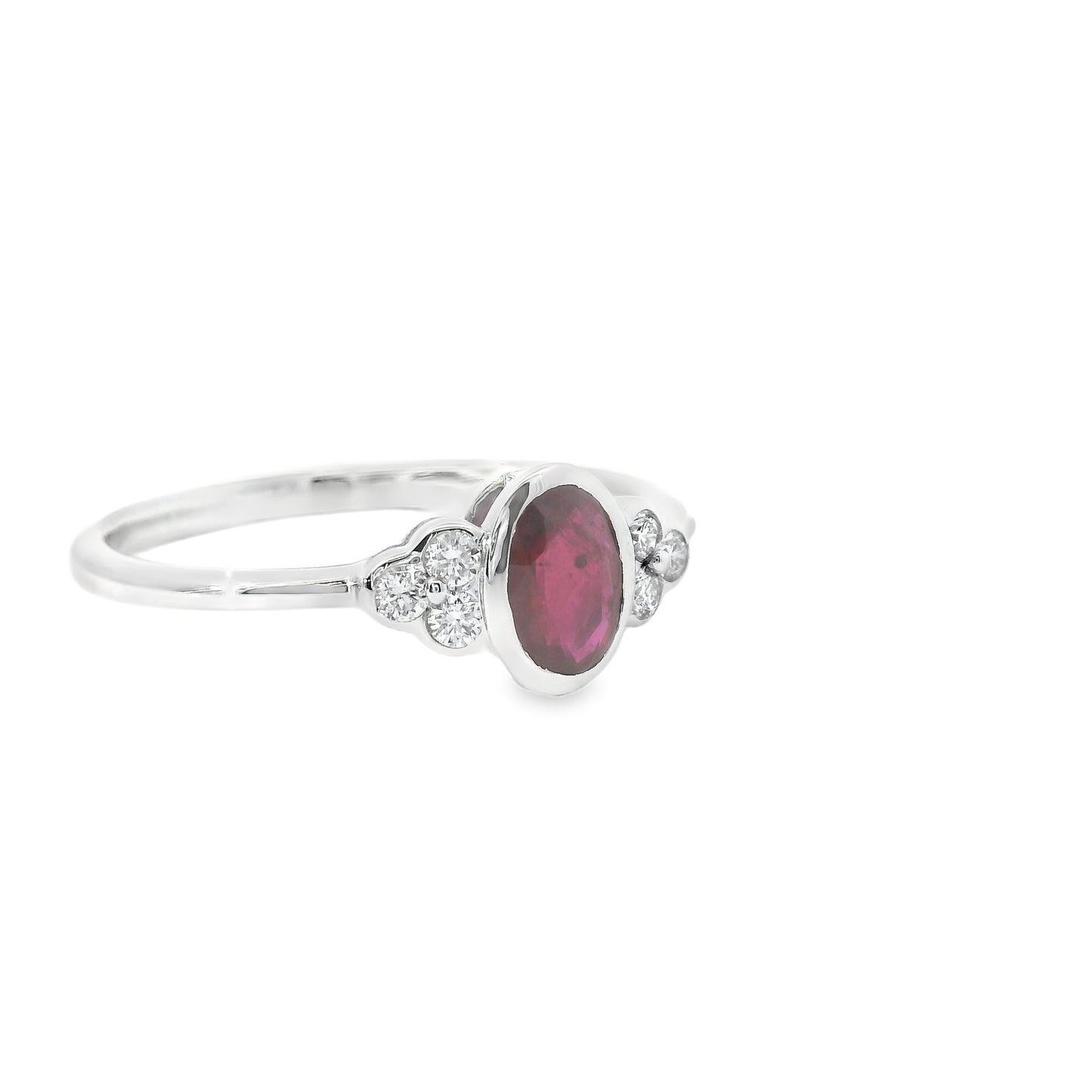 18ct White Gold Ring with Ruby and Diamonds