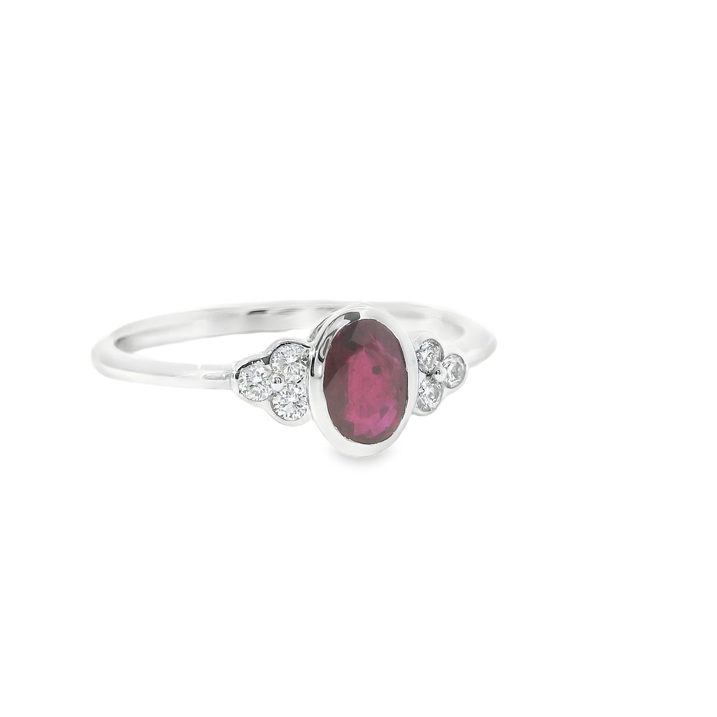 18ct White Gold Ring with Ruby and Diamonds