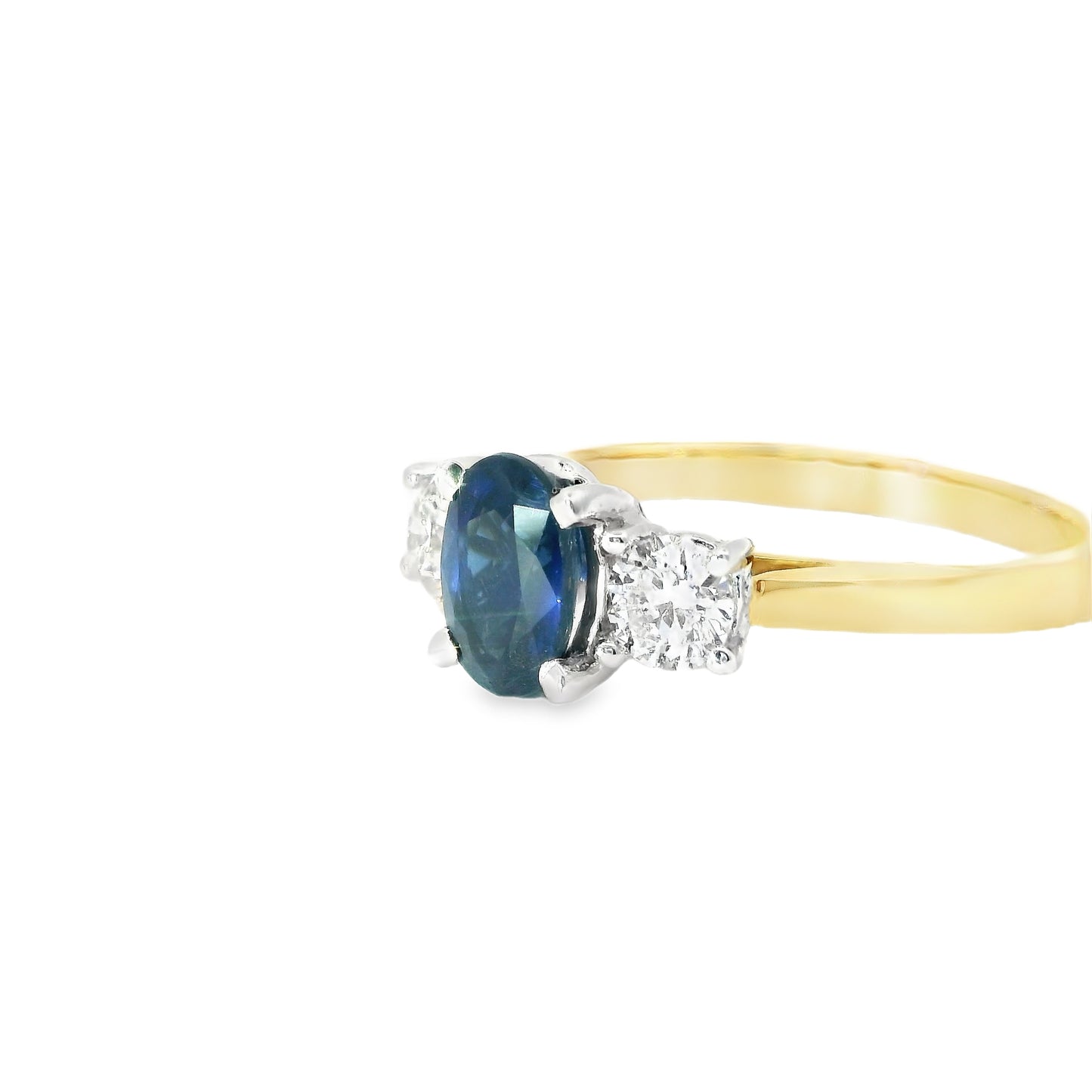 18ct Gold Ring with Sapphire and Diamonds