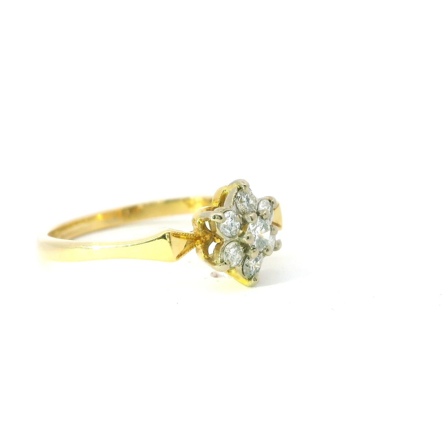 18ct Gold Vintage Ring with Diamonds