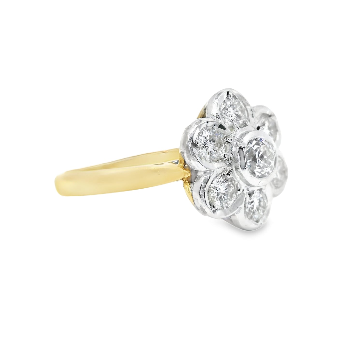 18ct Gold Daisy Ring with Diamonds