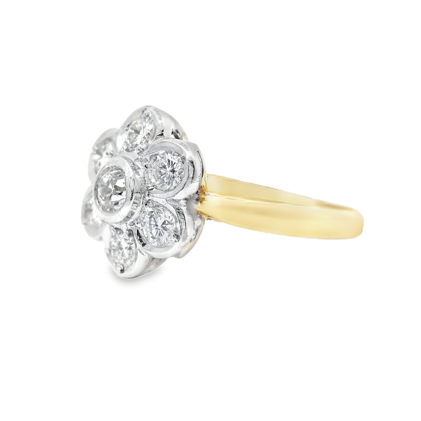 18ct Gold Daisy Ring with Diamonds