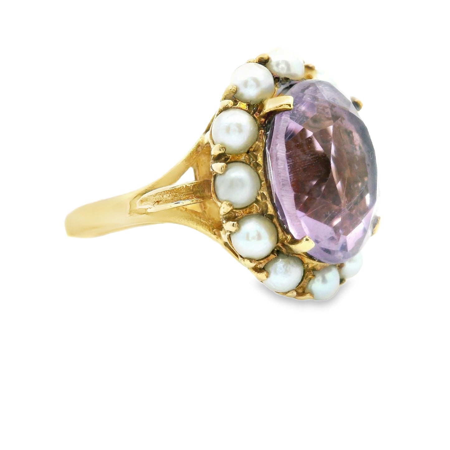 9ct Gold Ring with Amethyst