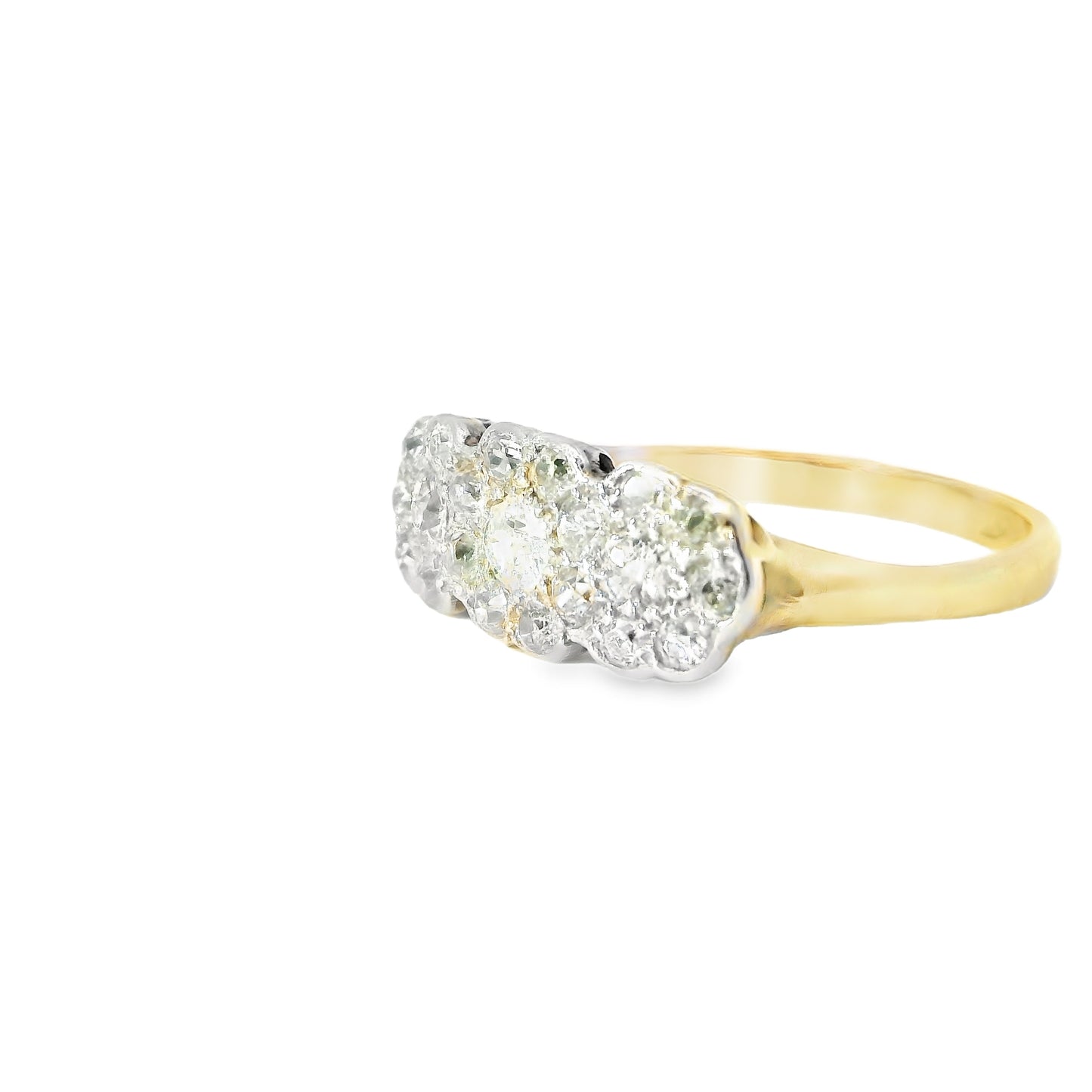 18ct Antique Triple Cluster Daisy Ring