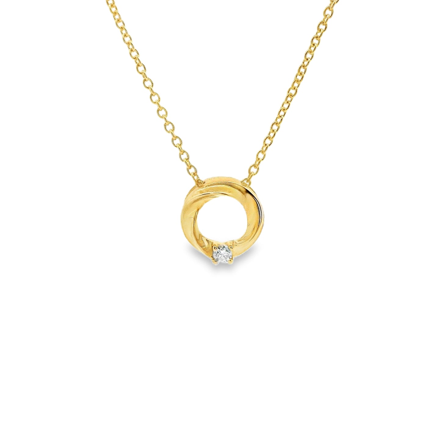 9ct Gold Circle pendant with Diamond