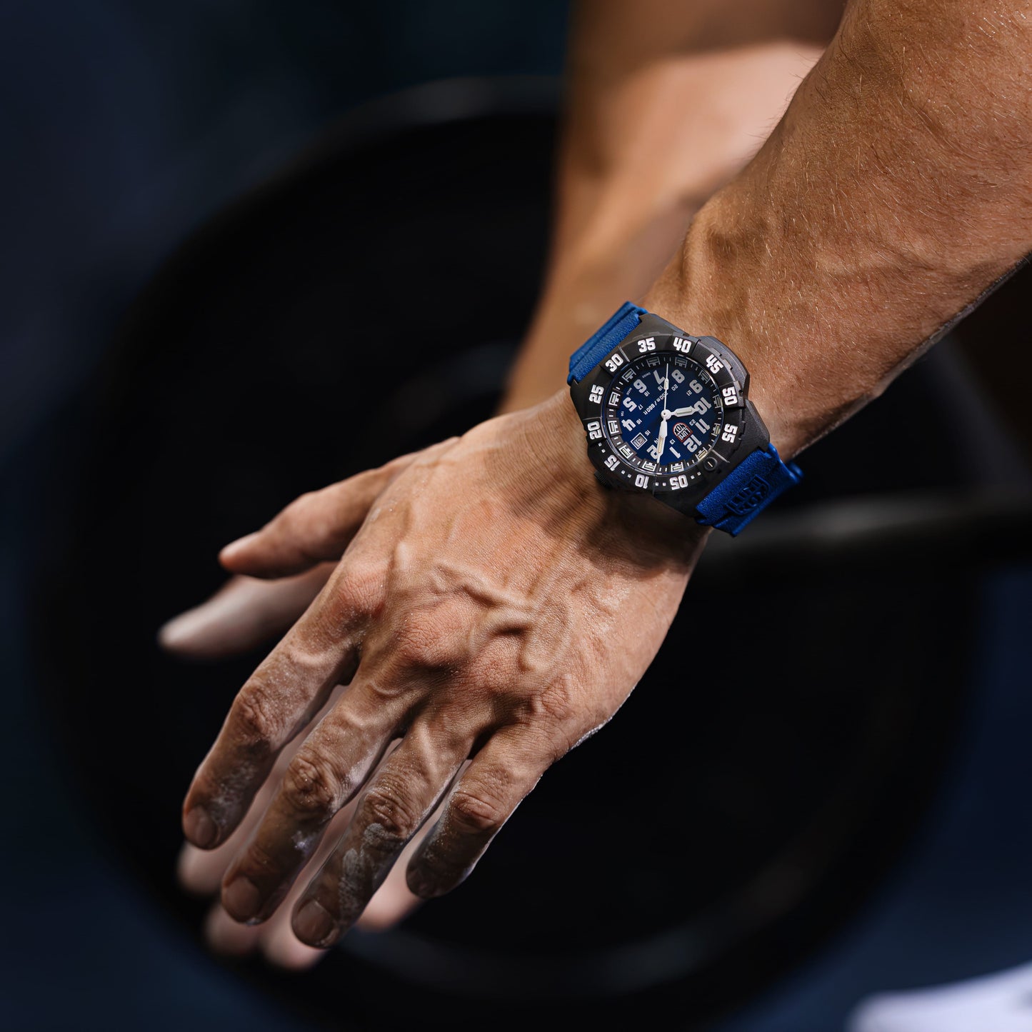 Luminox Navy SEAL XS.3553 self-powered LLT illumination