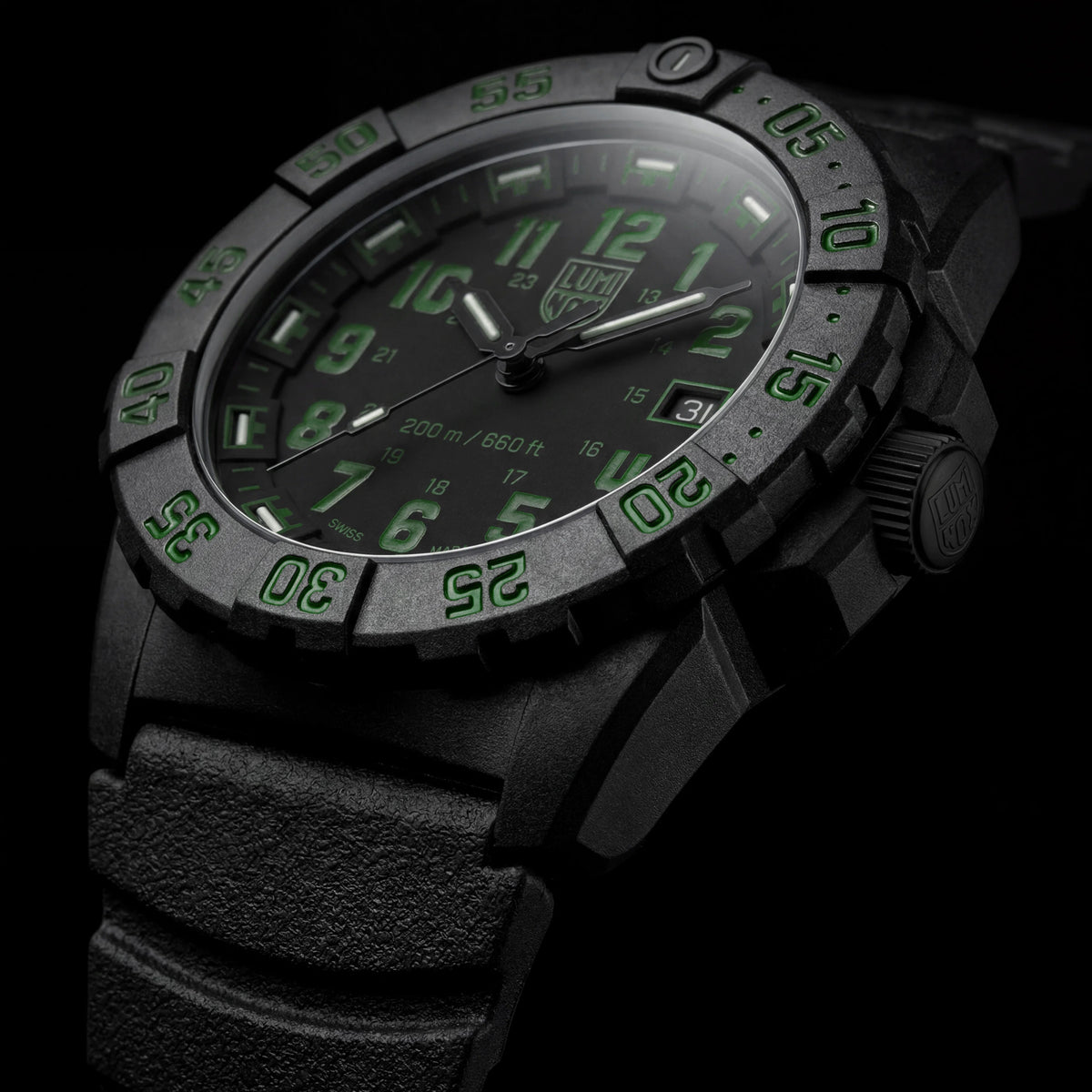 Luminox Navy SEAL XS.3567 black 44mm CARBONOX watch with green accents
