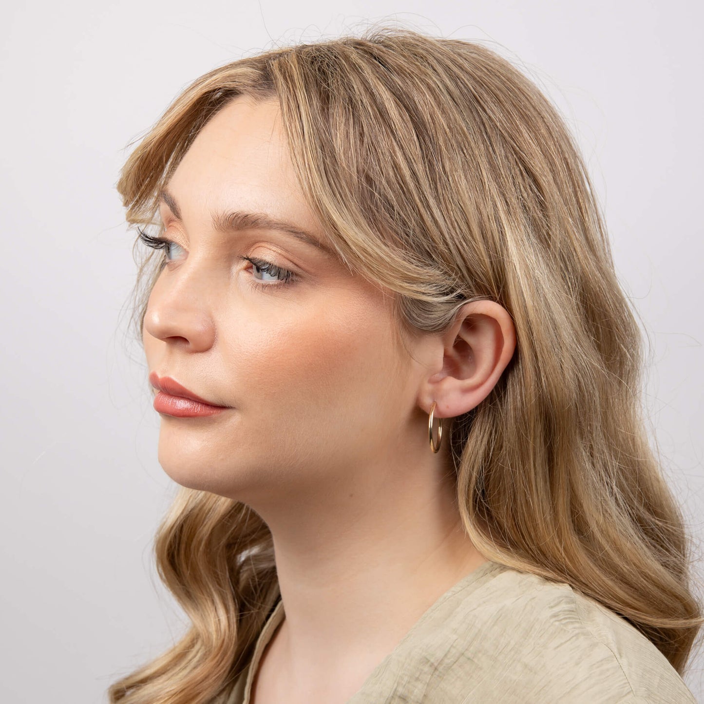 Sleeper Hoop Earrings in 9ct Gold 20mm