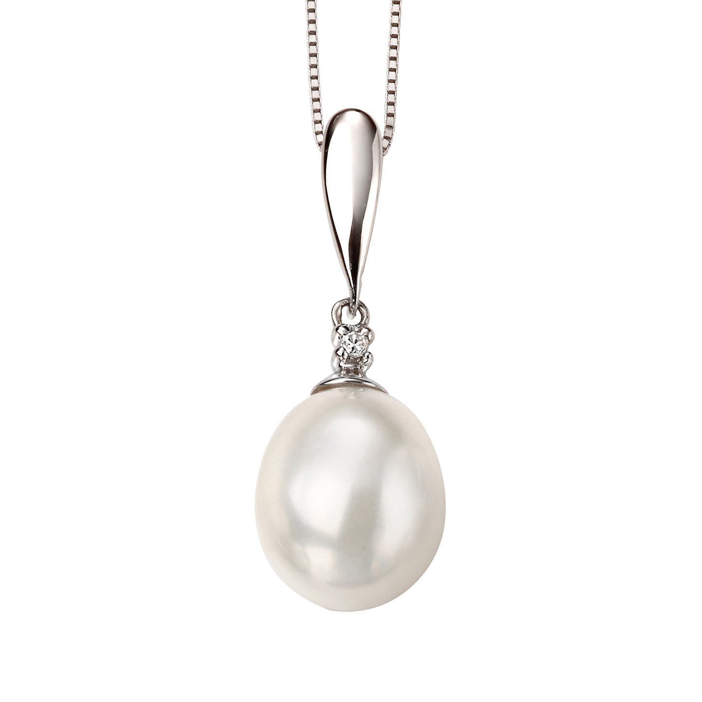 Freshwater Pearl and Diamond Drop Pendant in 9ct Gold