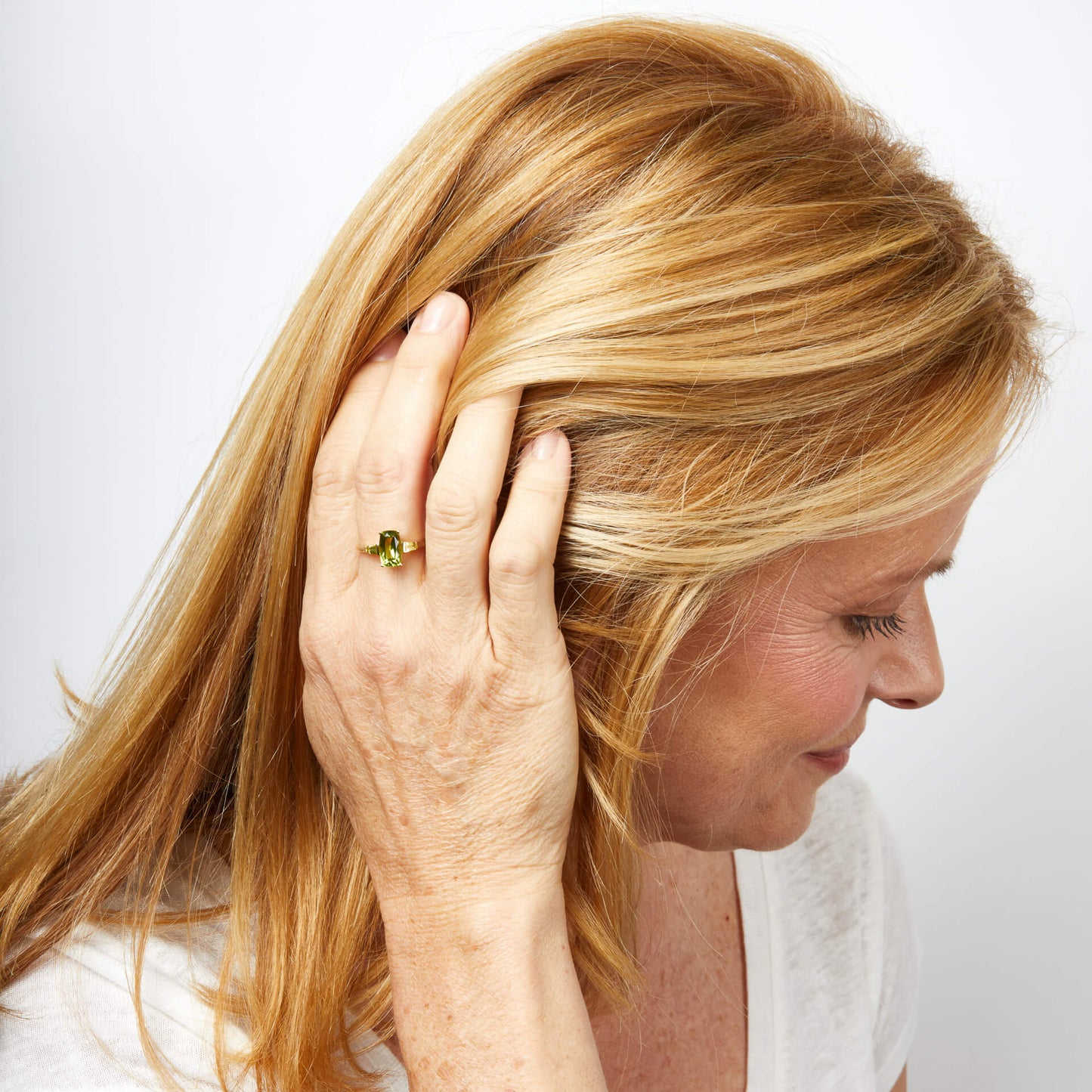Trilogy Peridot Ring in 9ct Gold