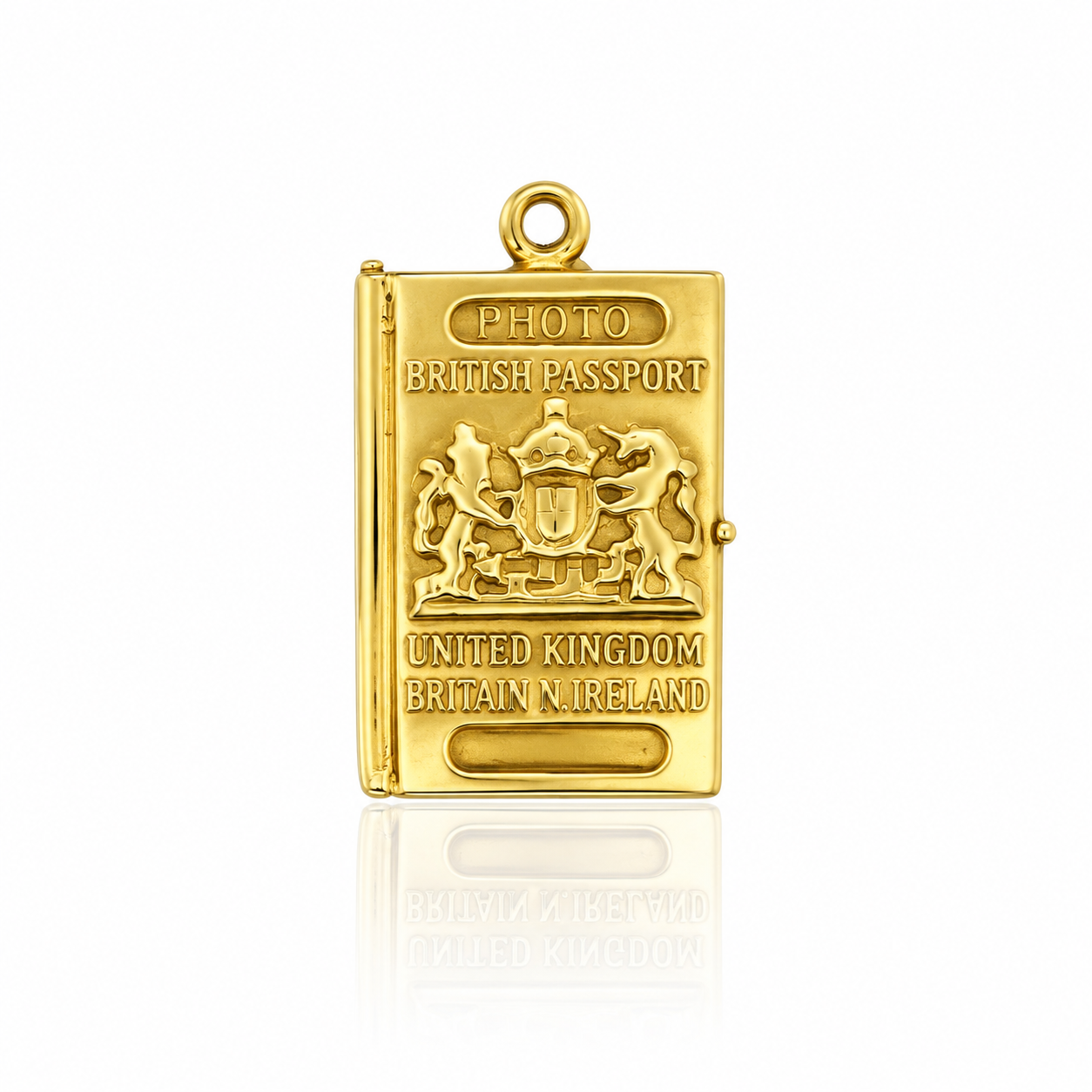 Vintage 9ct gold British passport charm with raised detailing