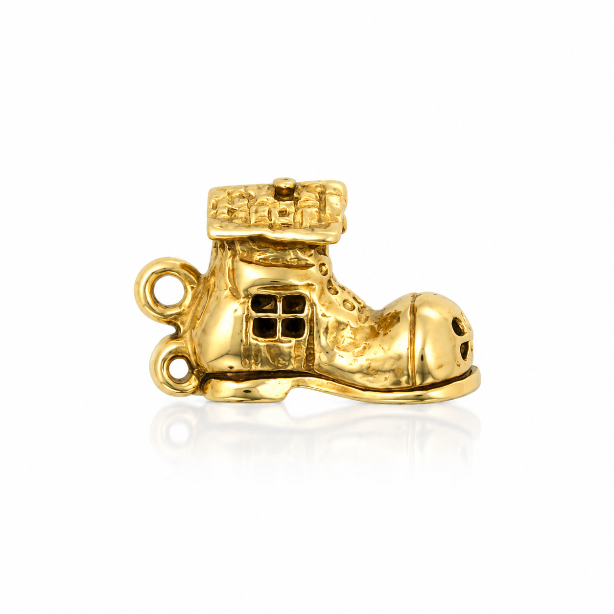 9ct yellow gold Old Woman Who Lived in a Shoe hinged charm closed