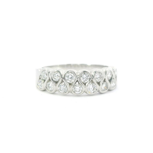 18ct White Gold Ring with Diamonds