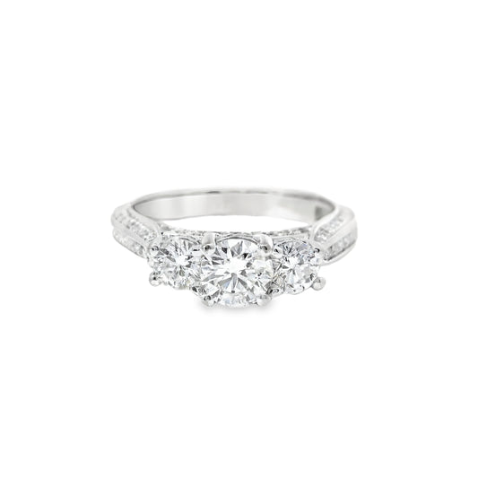 18ct White Gold Ring with Diamonds