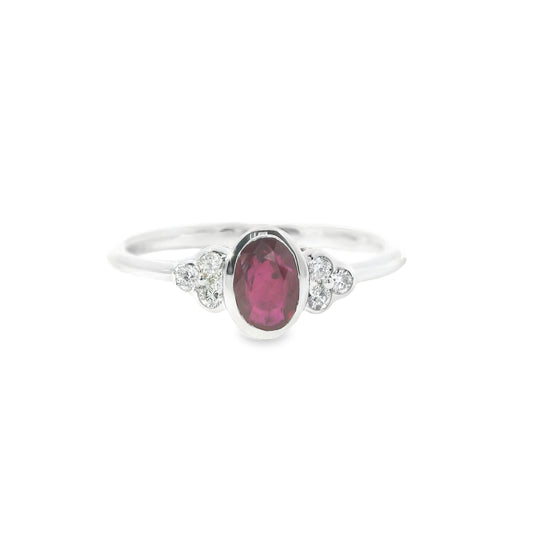 18ct White Gold Ring with Ruby and Diamonds