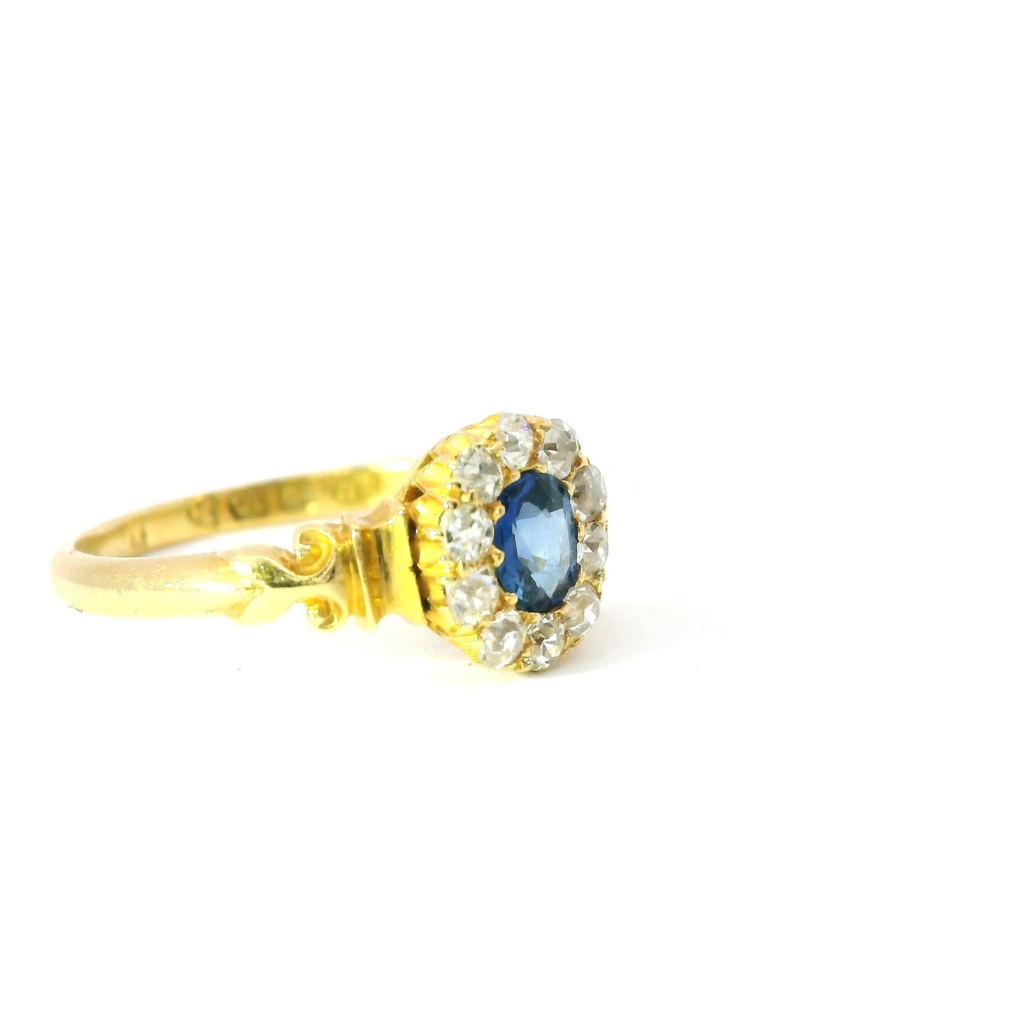 18ct Edwardian Ring with Sapphire and Diamonds