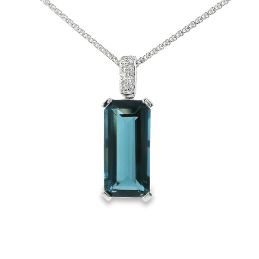 9ct White Gold London Blue Topaz Necklace
