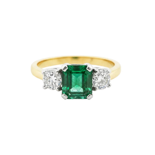 18ct Gold ring with Emerald and Diamonds