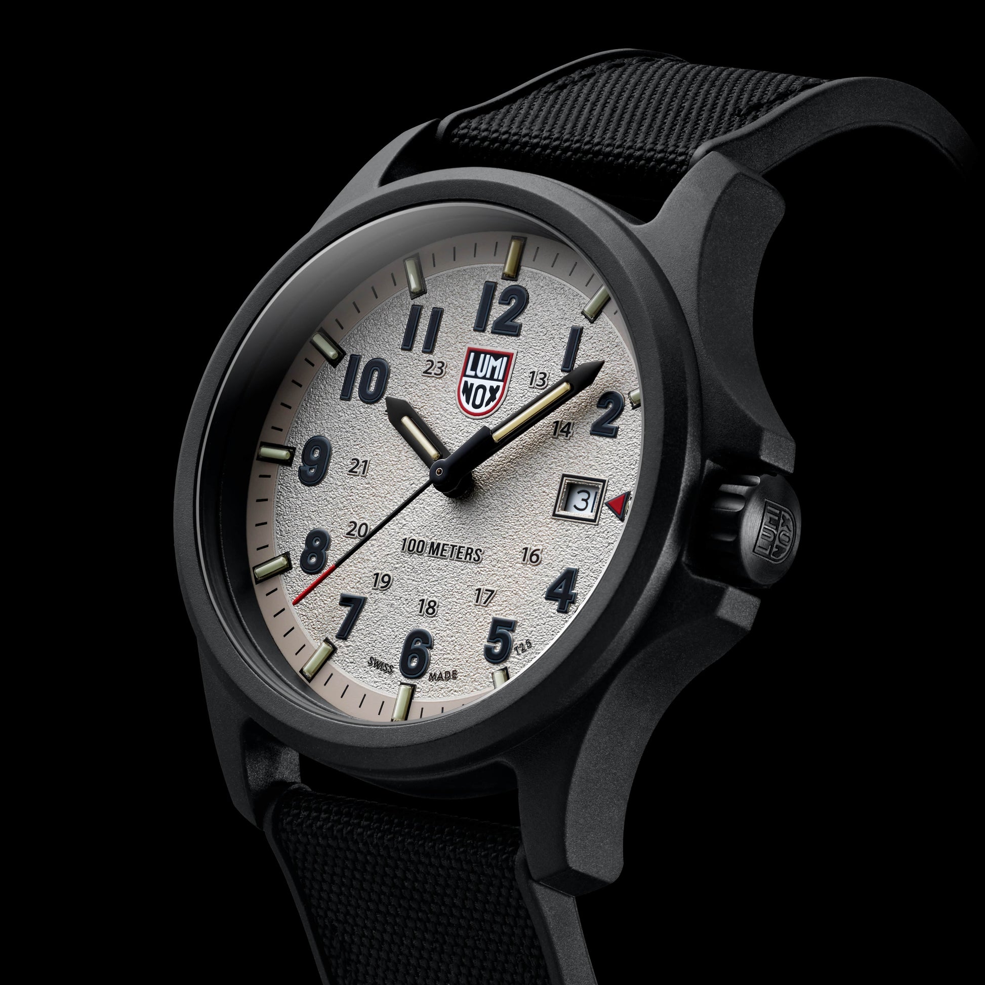 Luminox Atacama Field XL.1971.2 warm grey sand-textured dial